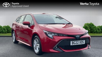 2022 Toyota Corolla 1.8 VVT-i Hybrid Icon Tech 5dr CVT Hybrid Estate 12,817 mi photo